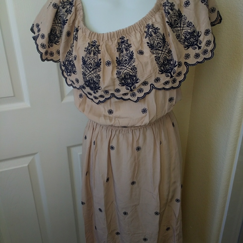 Love tree dress